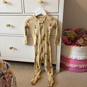 Hanna Andersson Floral Footie Organic Cotton 2T